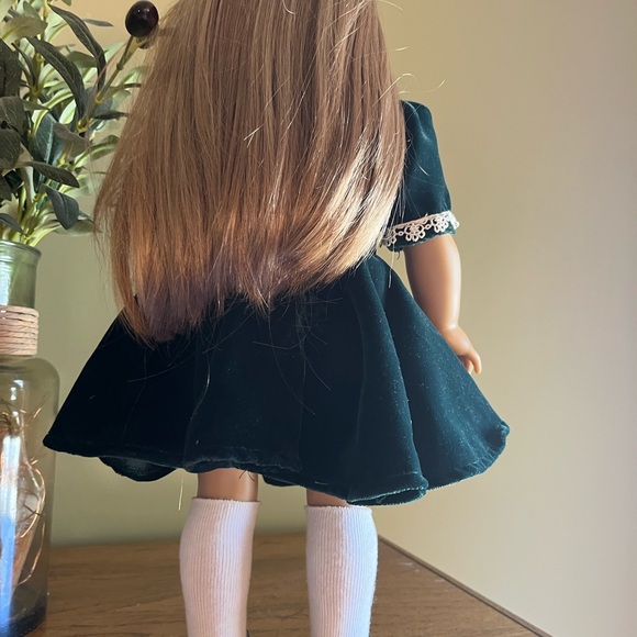 American Girl (Pleasant Company)
Molly McIntire Evergreen Velvet Dress - Picture 2 of 3